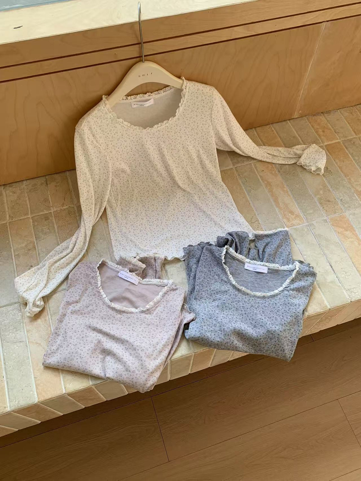 HELLO MILK TEE- 86978 百搭小衫