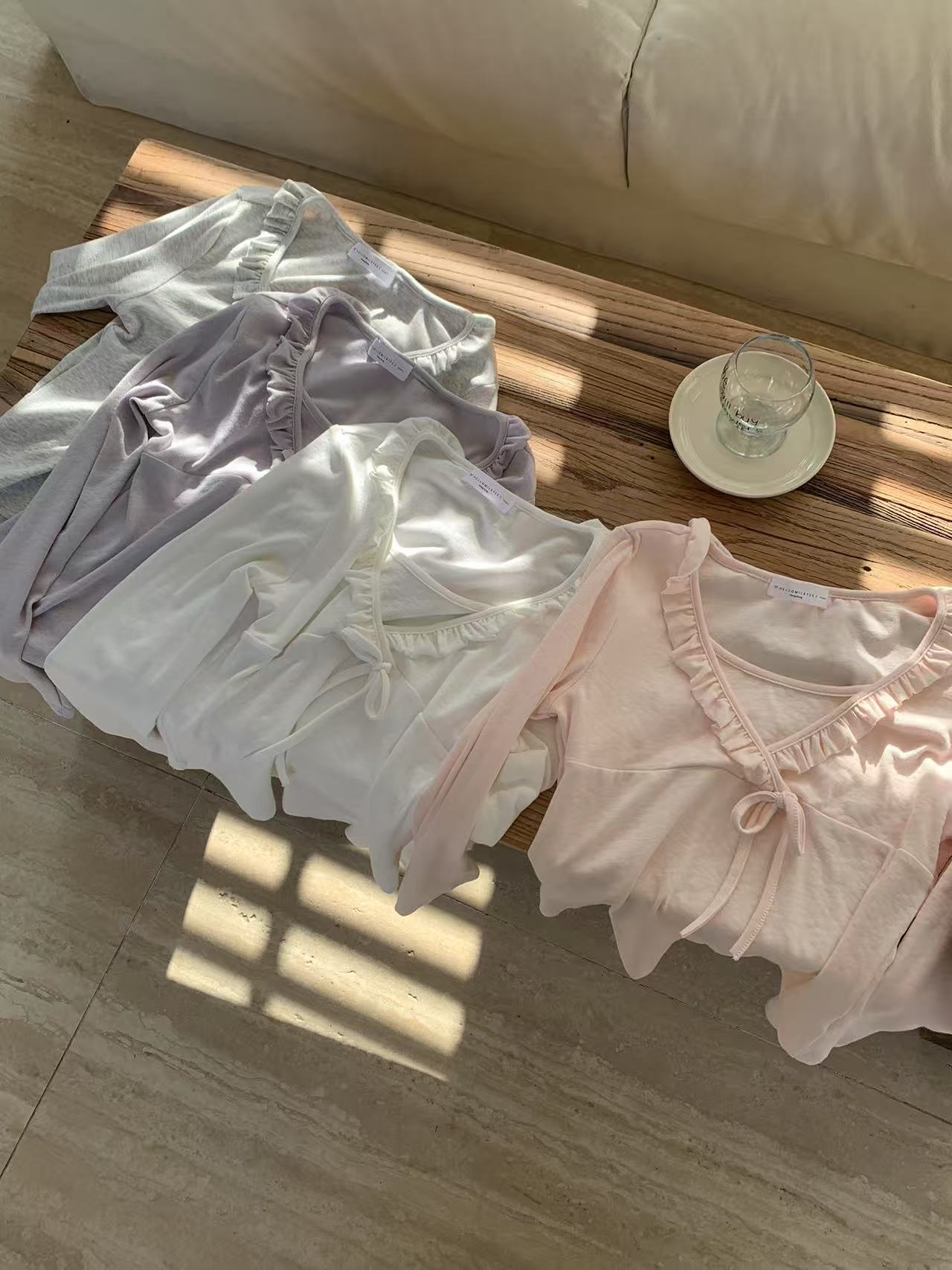 HELLO MILK TEE- 87038 花邊綁帶衫