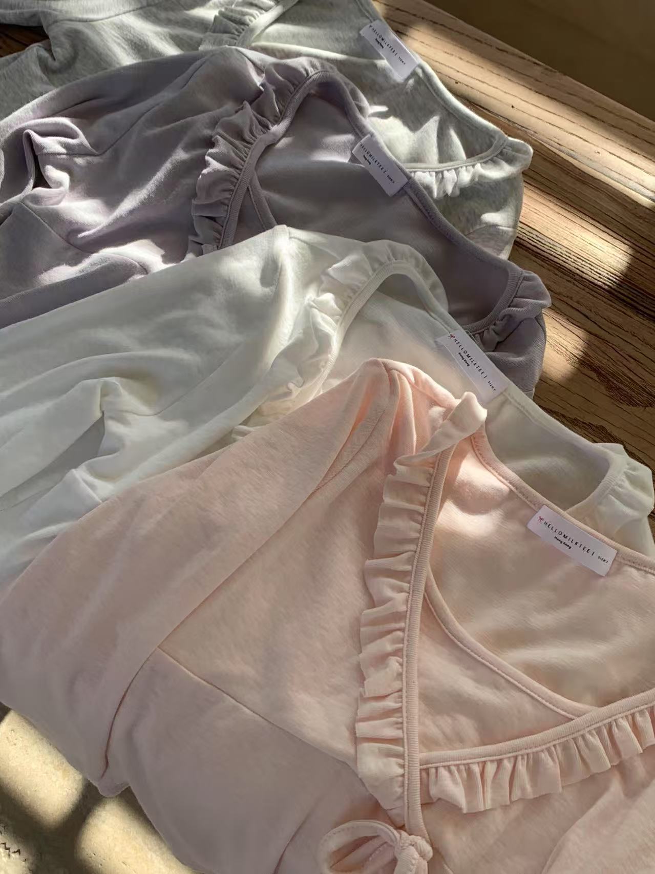 HELLO MILK TEE- 87038 花邊綁帶衫