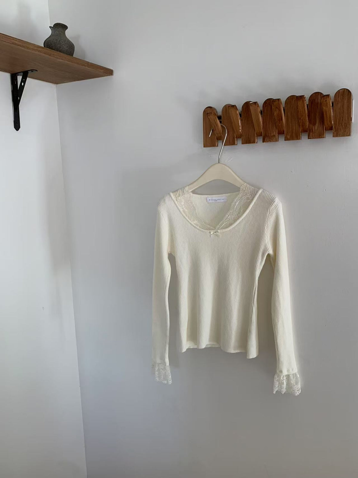HELLO MILK TEE- 87007 蕾絲邊上衣