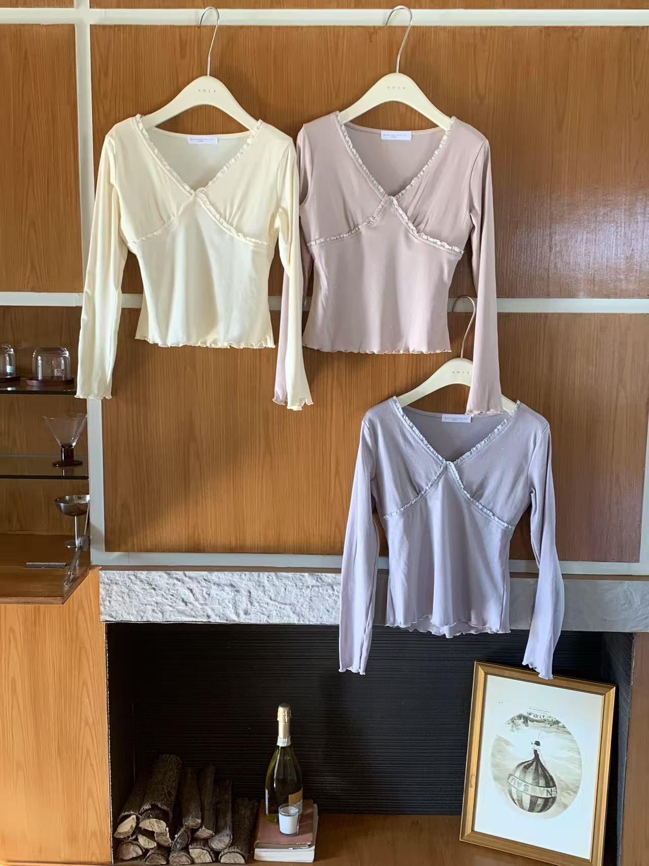HELLO MILK TEE- 87051 蕾絲邊小衫