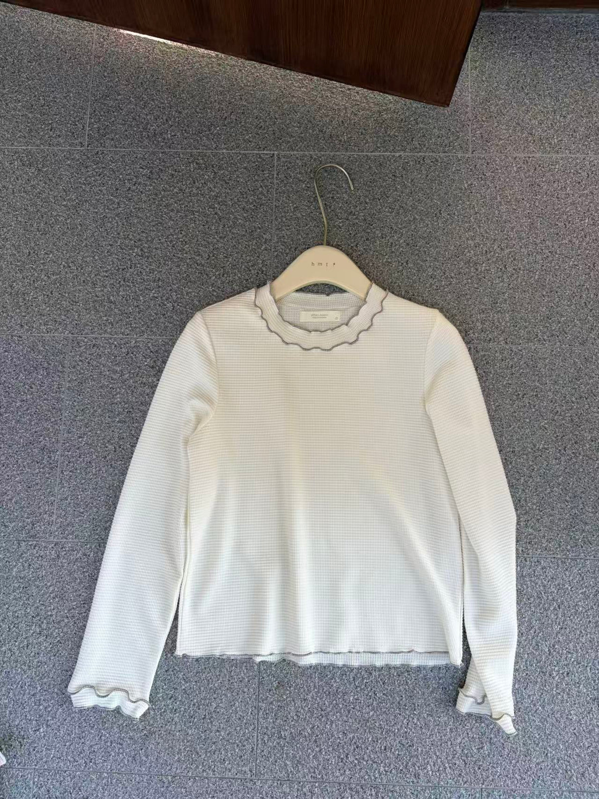 HELLO MILK TEE- 86997 雙層領上衣
