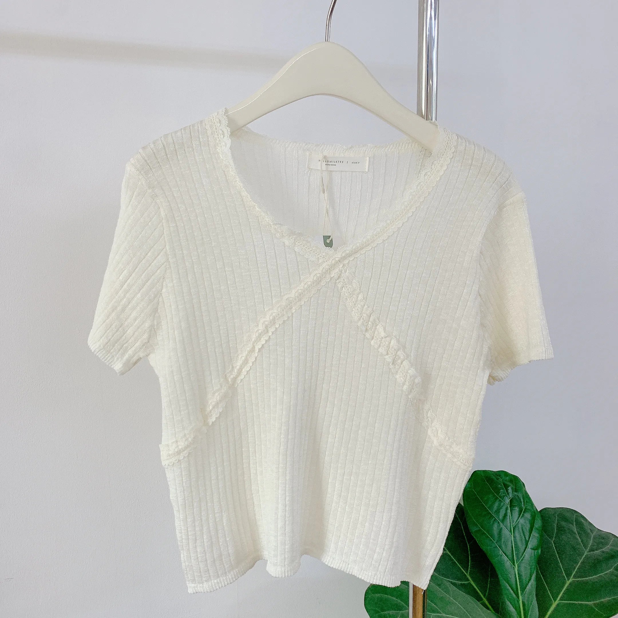 HELLO MILK TEE- 85095 百搭韓系衫