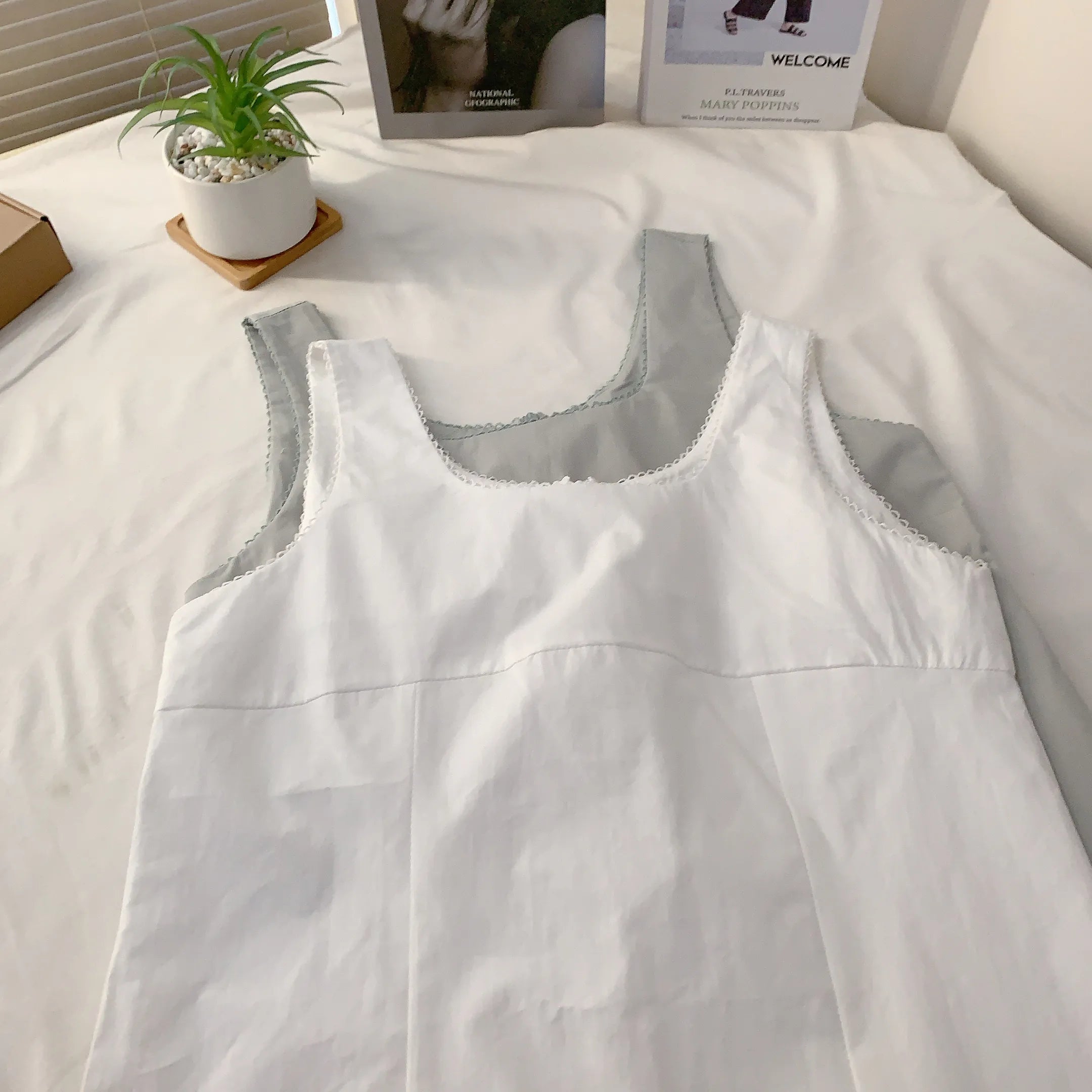 HELLO MILK TEE- 84466 花邊背心裙