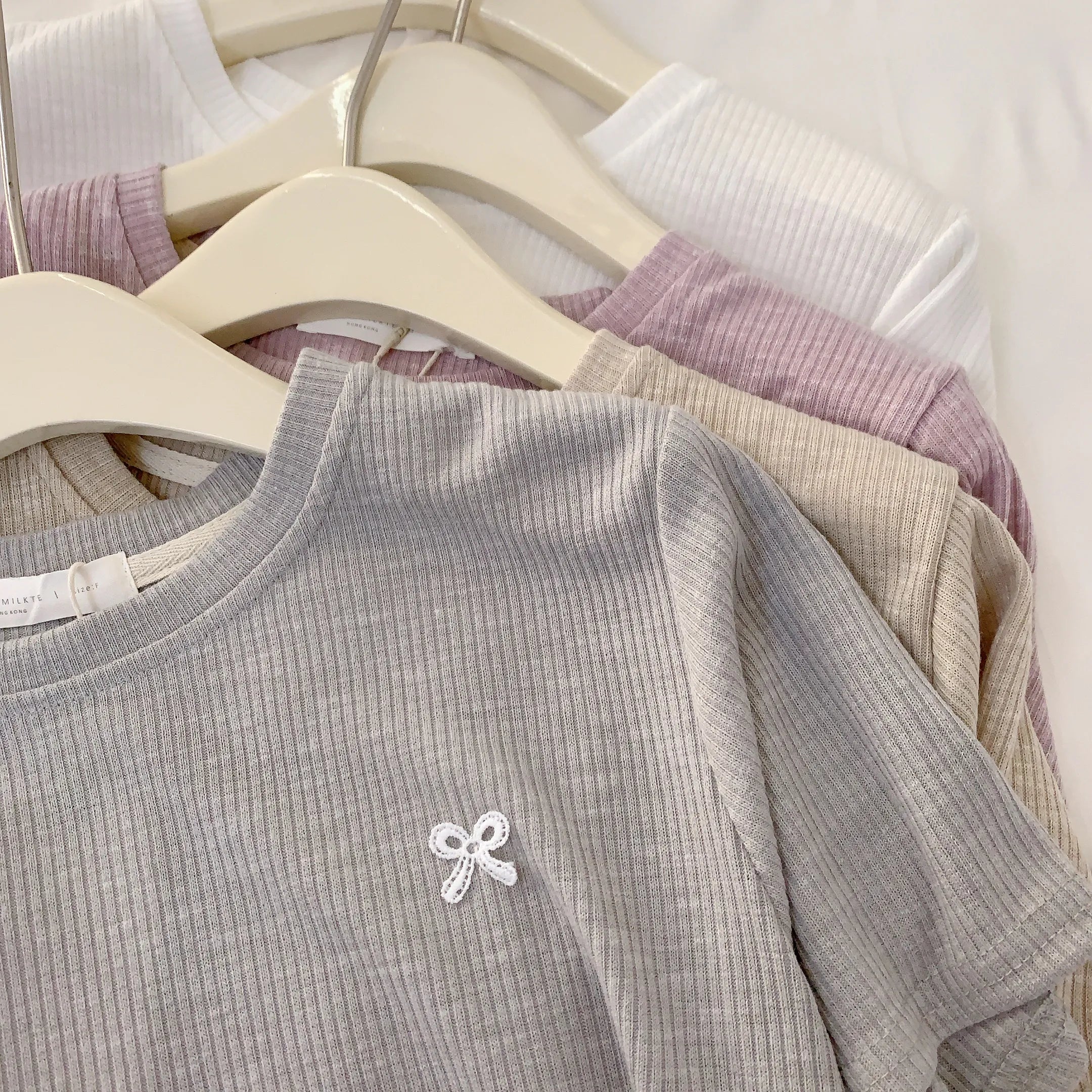 HELLO MILK TEE- 84506 蕾絲小衫