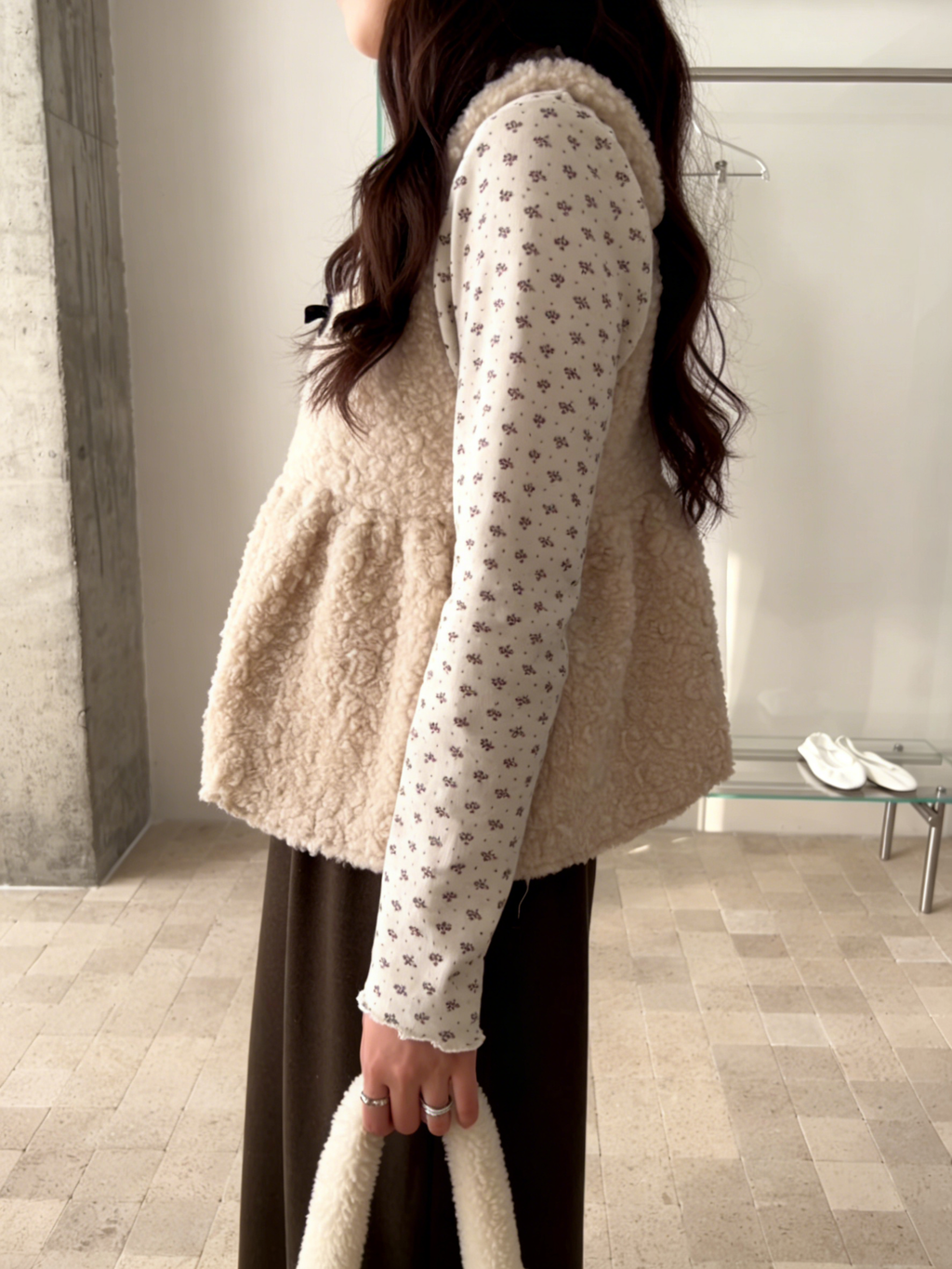 HELLO MILK TEE- 85915 毛絨吊帶衫