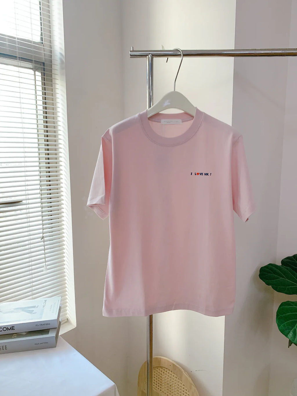 HELLO MILK TEE- 56799 字母短袖