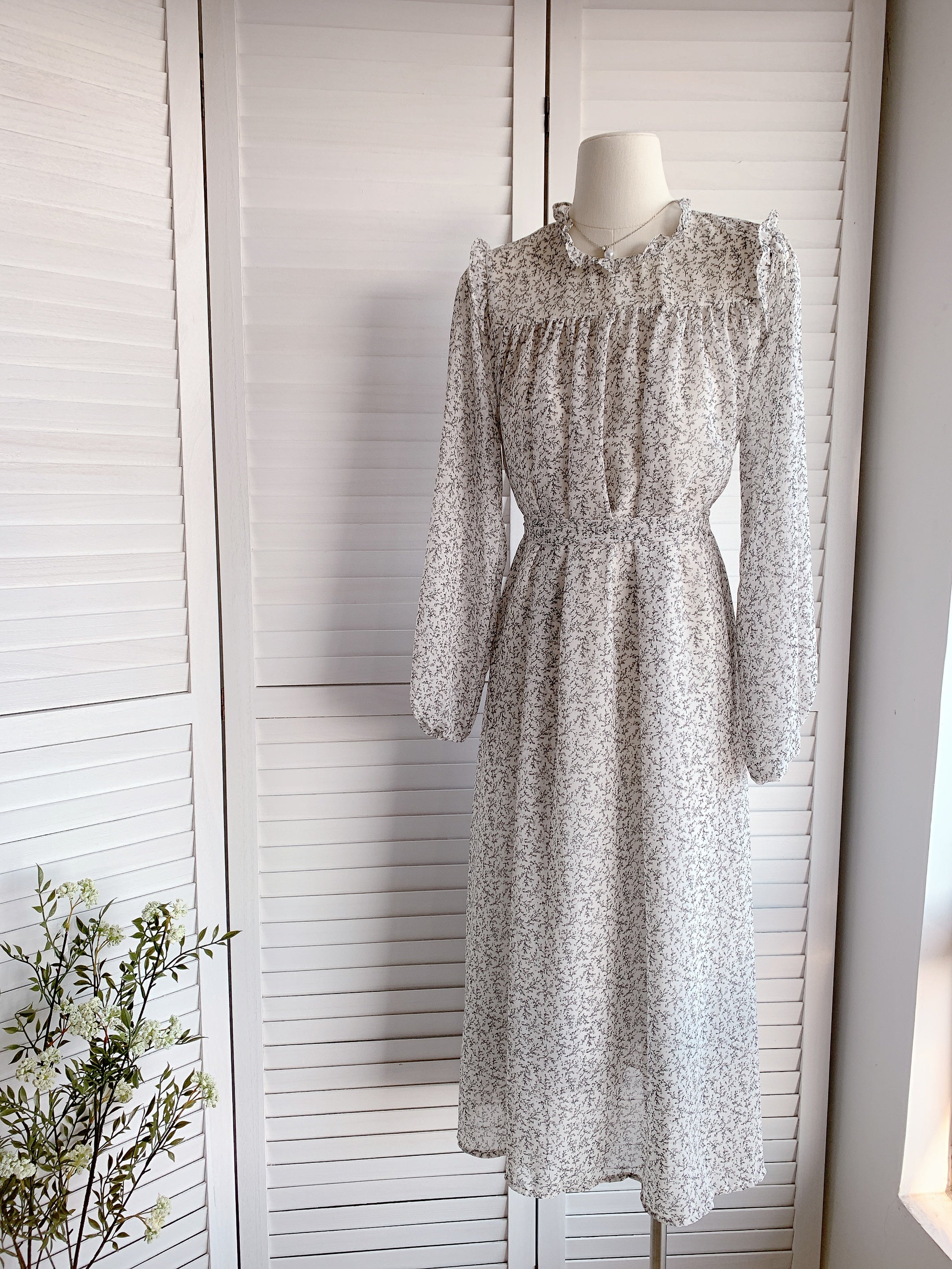 HELLO MILK TEE- 85572 法式碎花裙