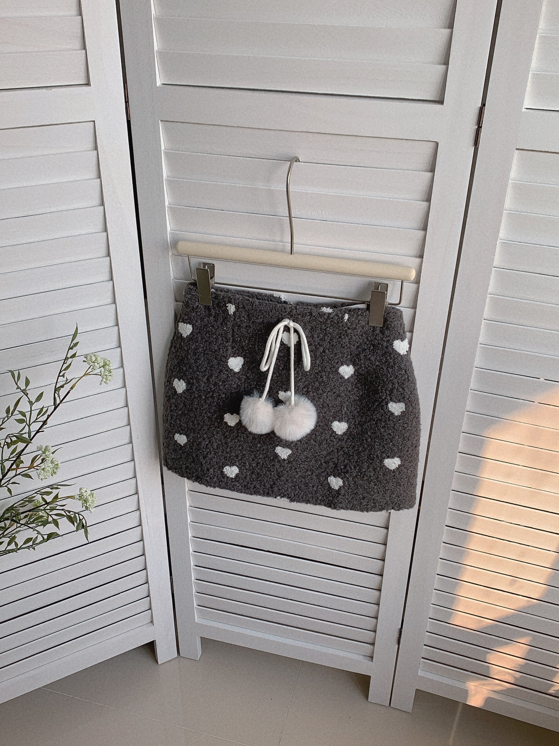 HELLO MILK TEE-85859 愛心短裙