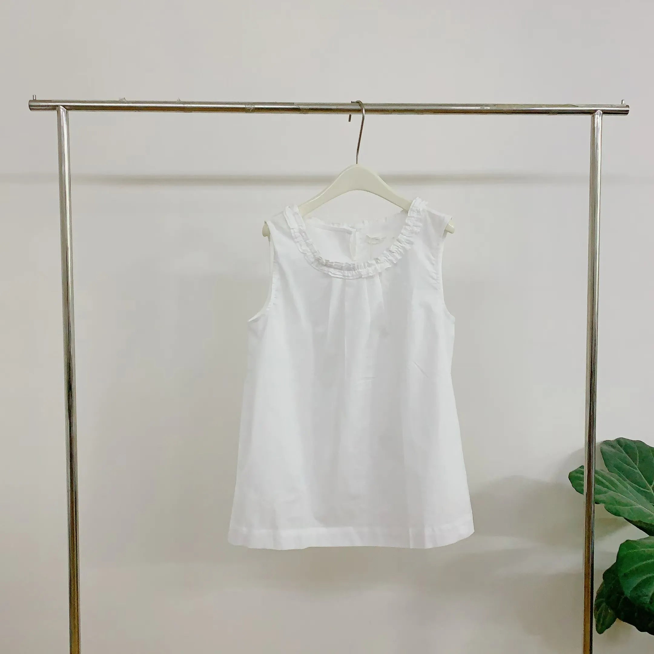 HELLO MILK TEE- 84811 花邊領上衣