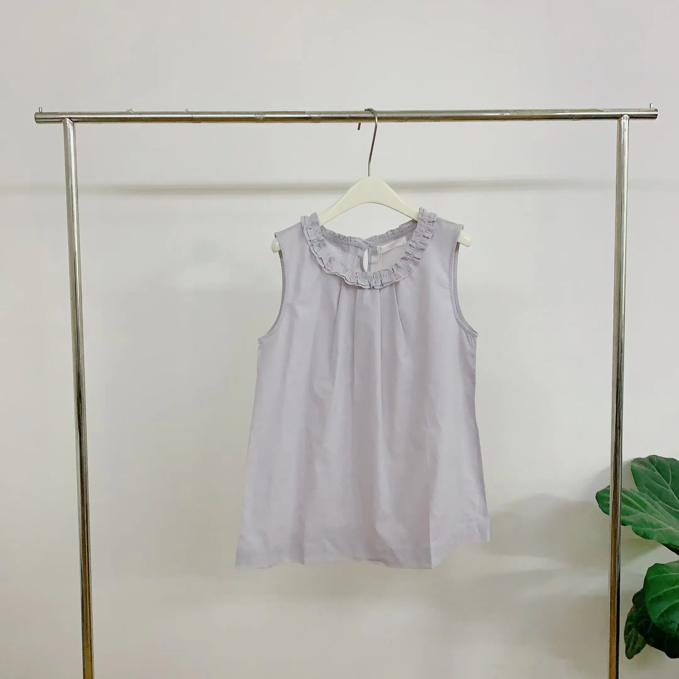 HELLO MILK TEE- 84811 花邊領上衣