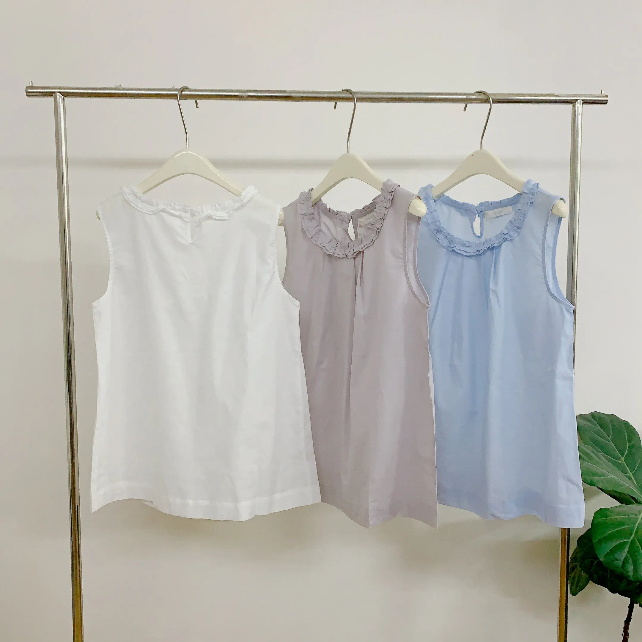 HELLO MILK TEE- 84811 花邊領上衣
