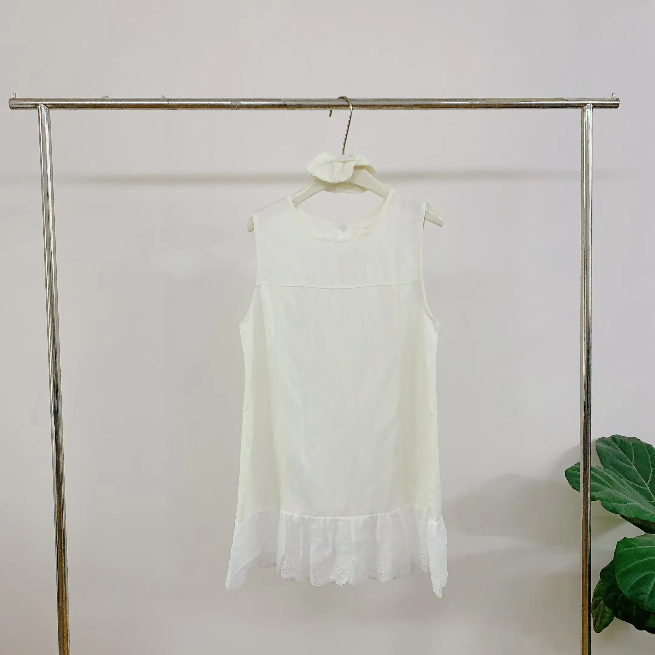 HELLO MILK TEE- 84812 無袖上衣