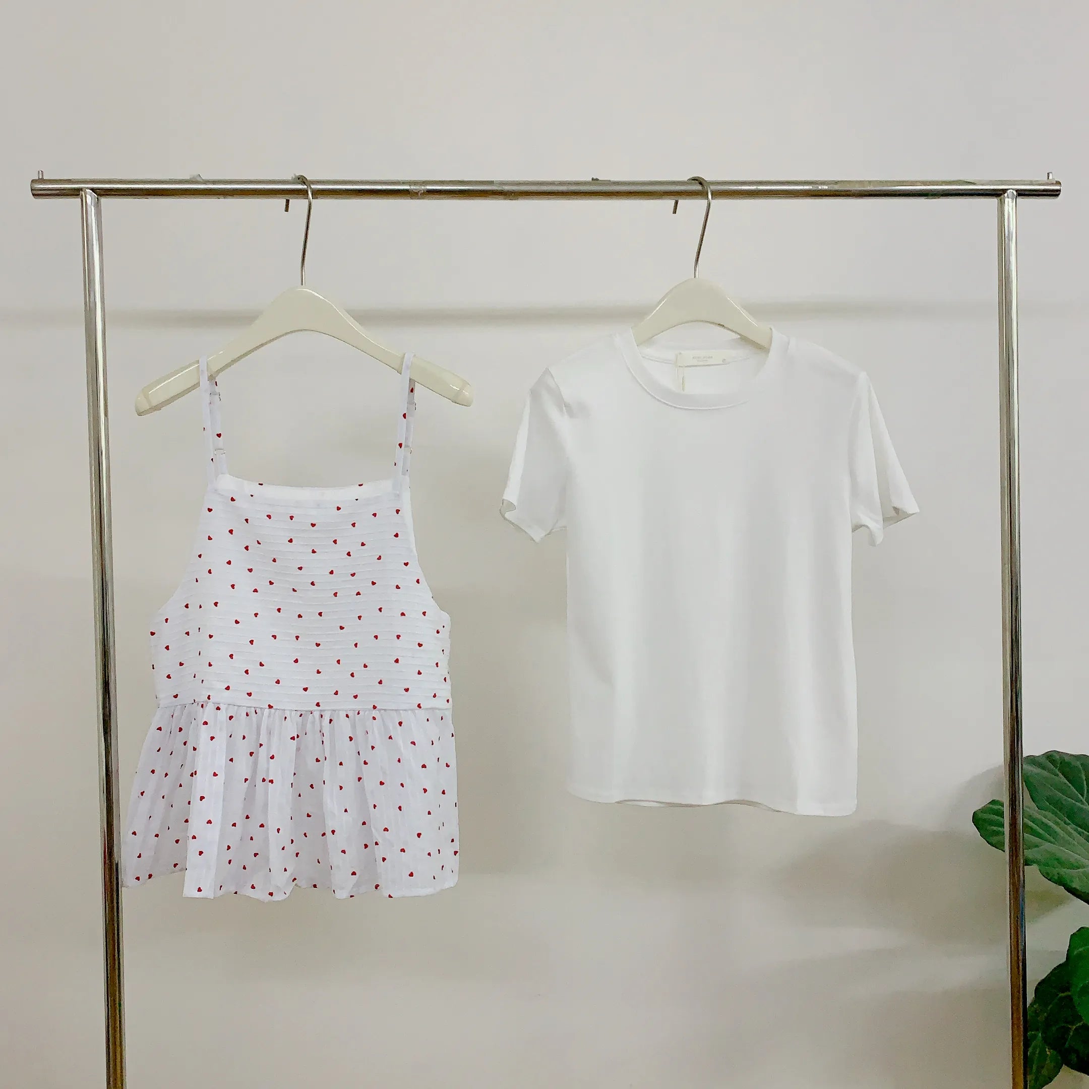 HELLO MILK TEE- 84855 吊帶套裝