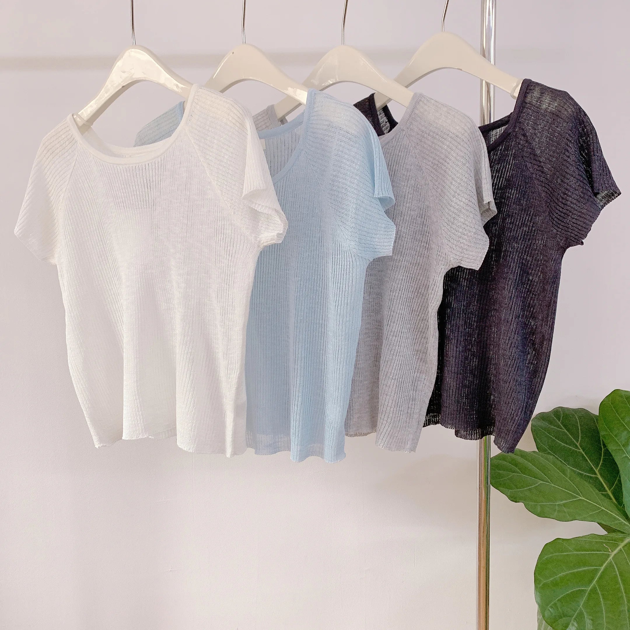HELLO MILK TEE- 85105 坑條上衣