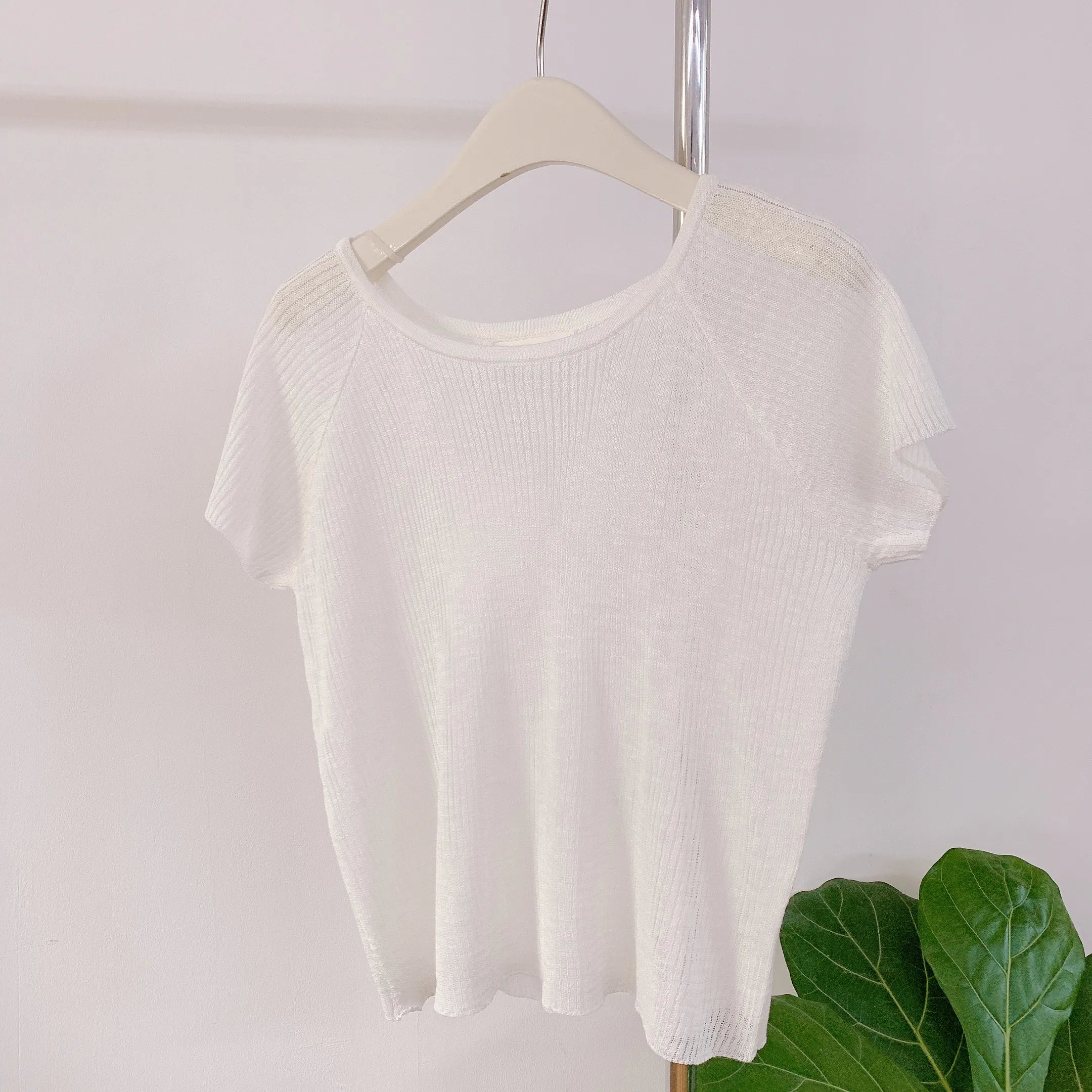 HELLO MILK TEE- 85105 坑條上衣