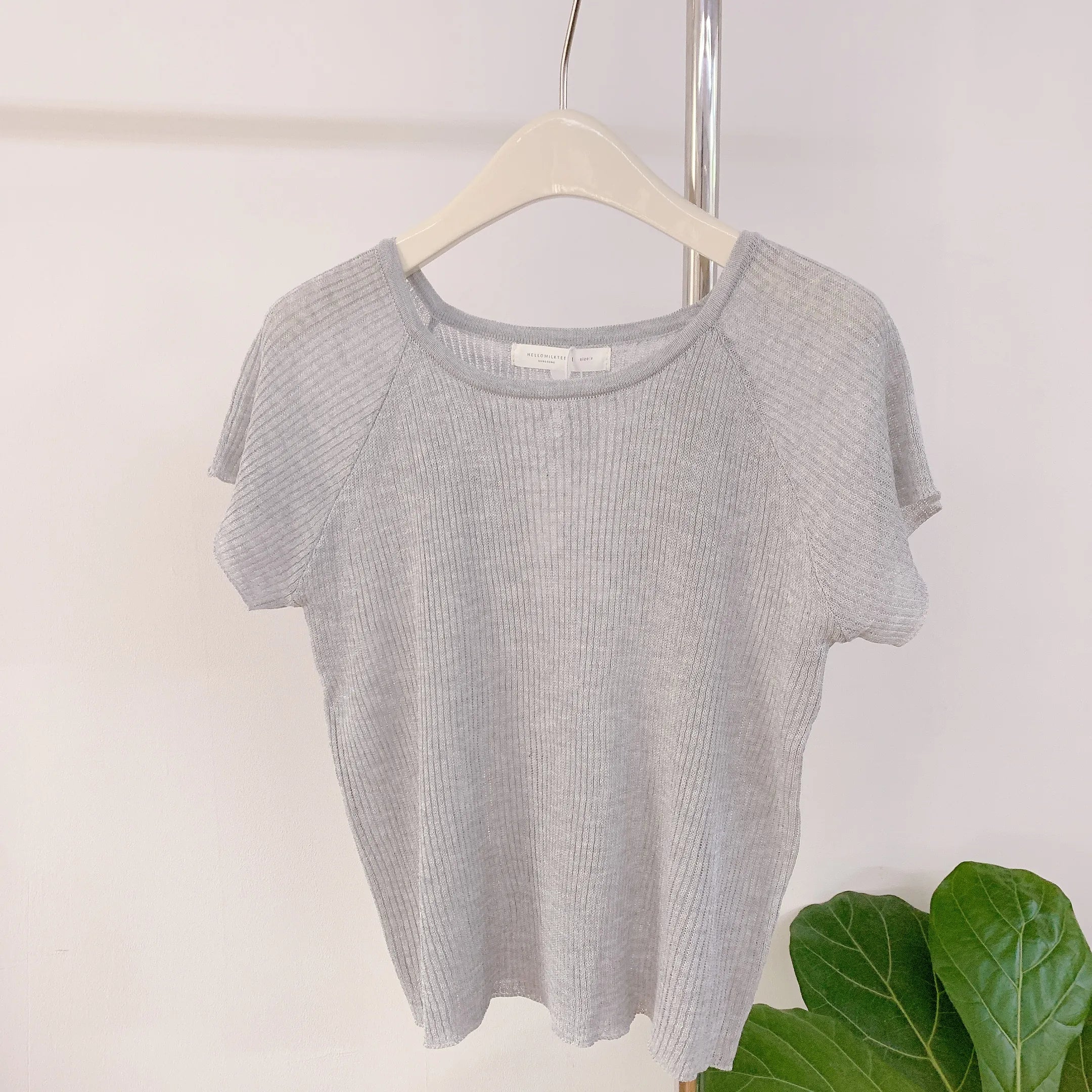 HELLO MILK TEE- 85105 坑條上衣