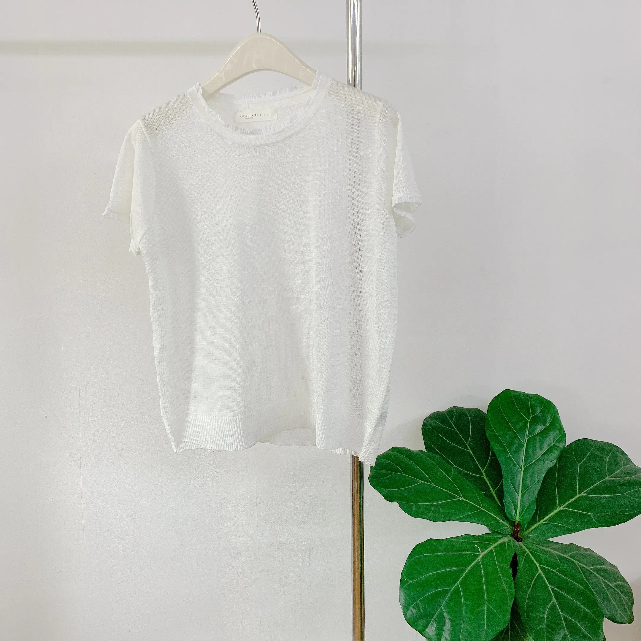 HELLO MILK TEE- 85110 簡約花邊衫