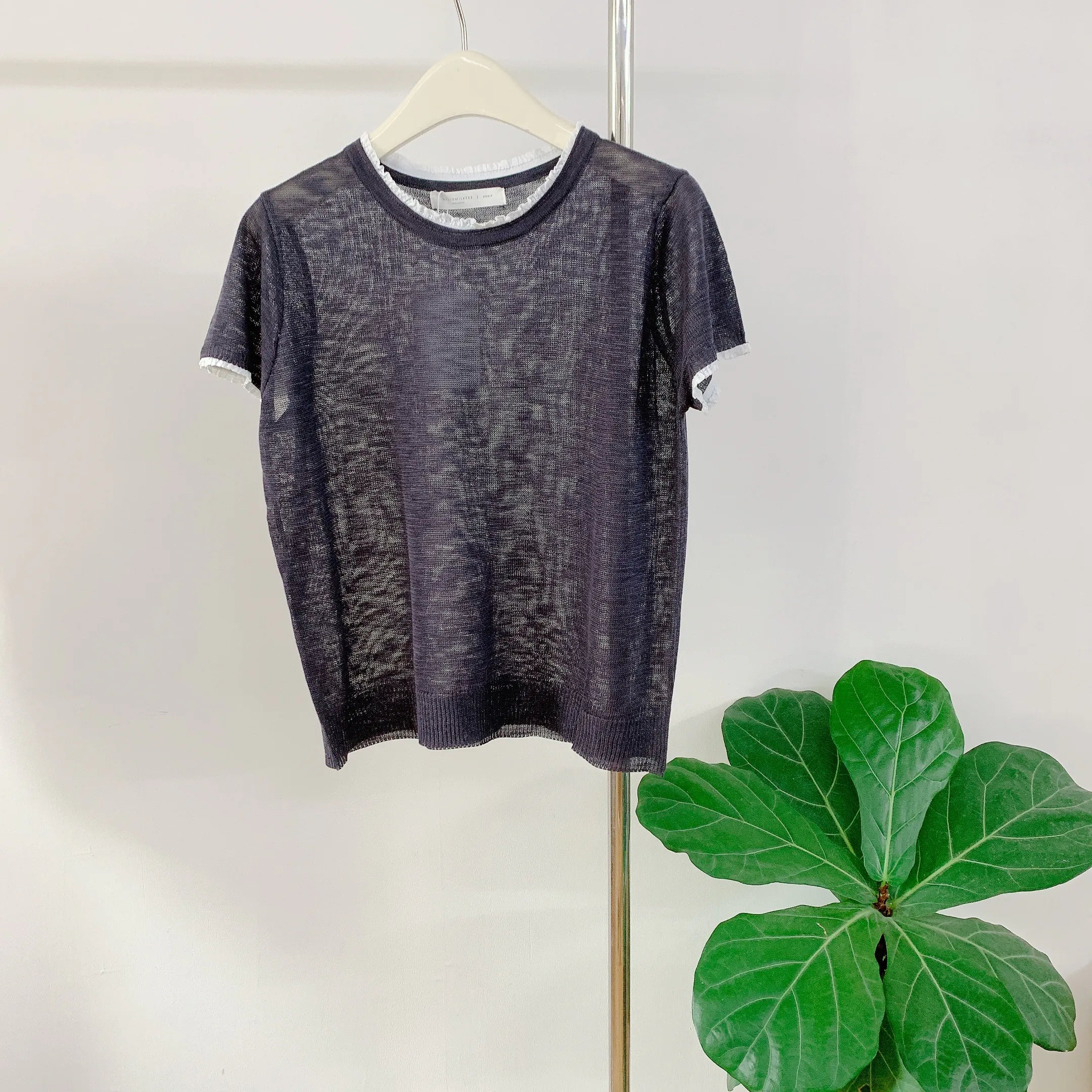 HELLO MILK TEE- 85110 簡約花邊衫