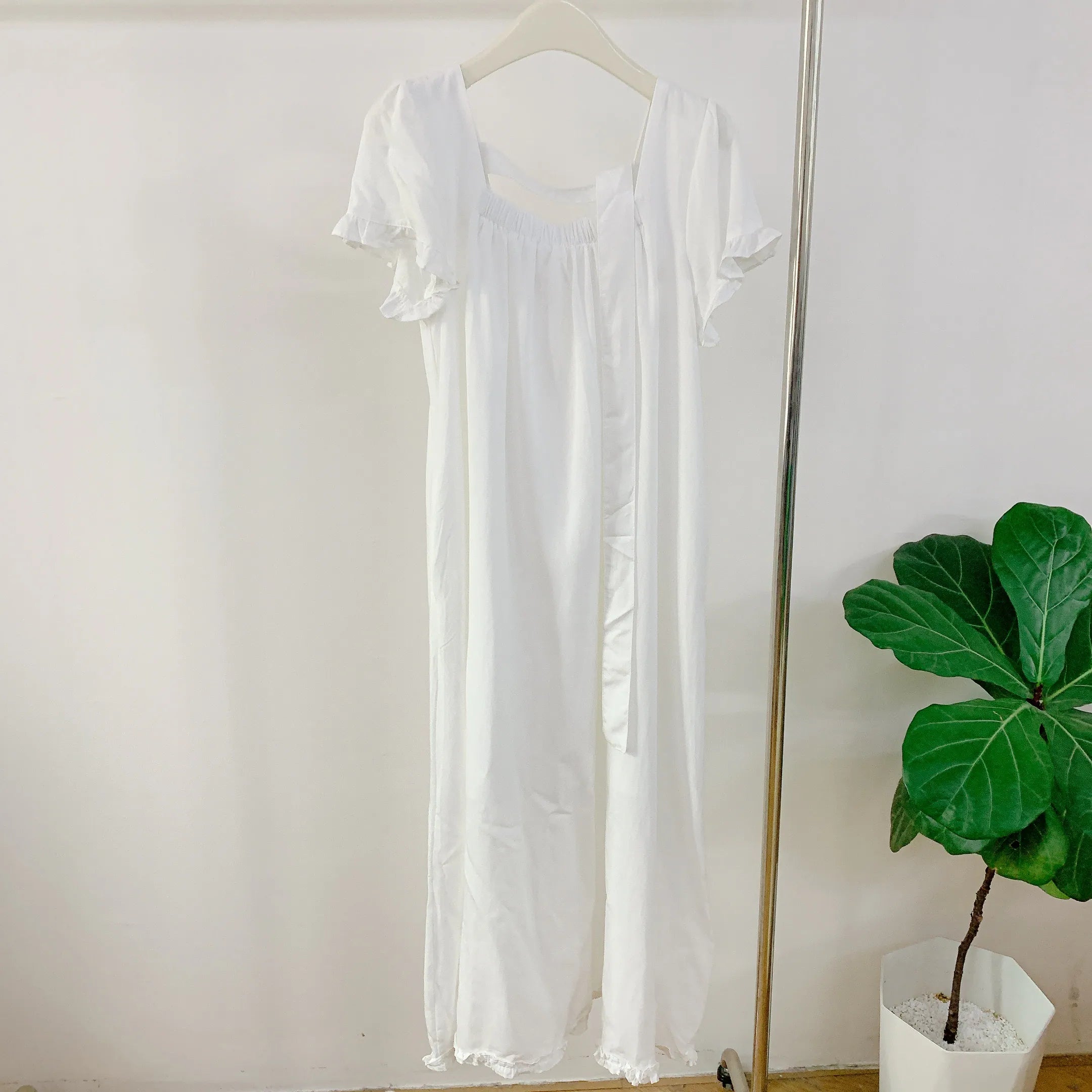HELLO MILK TEE-85182 方領連衣裙