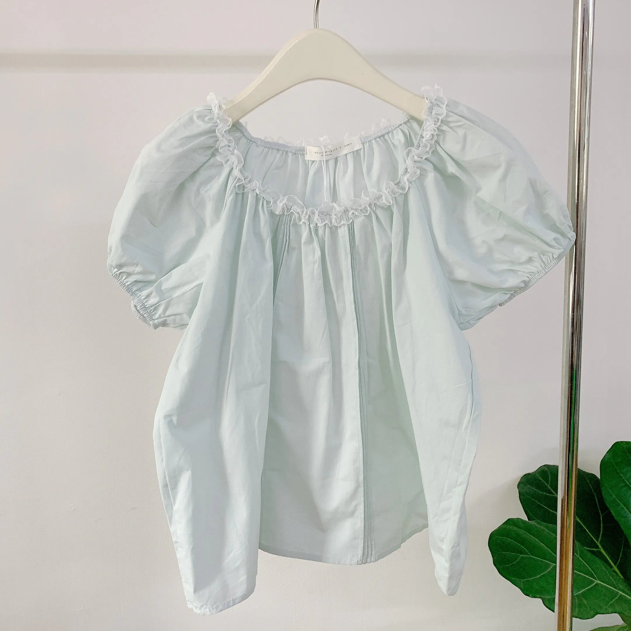 HELLO MILK TEE- 85193 拼接蕾絲衫