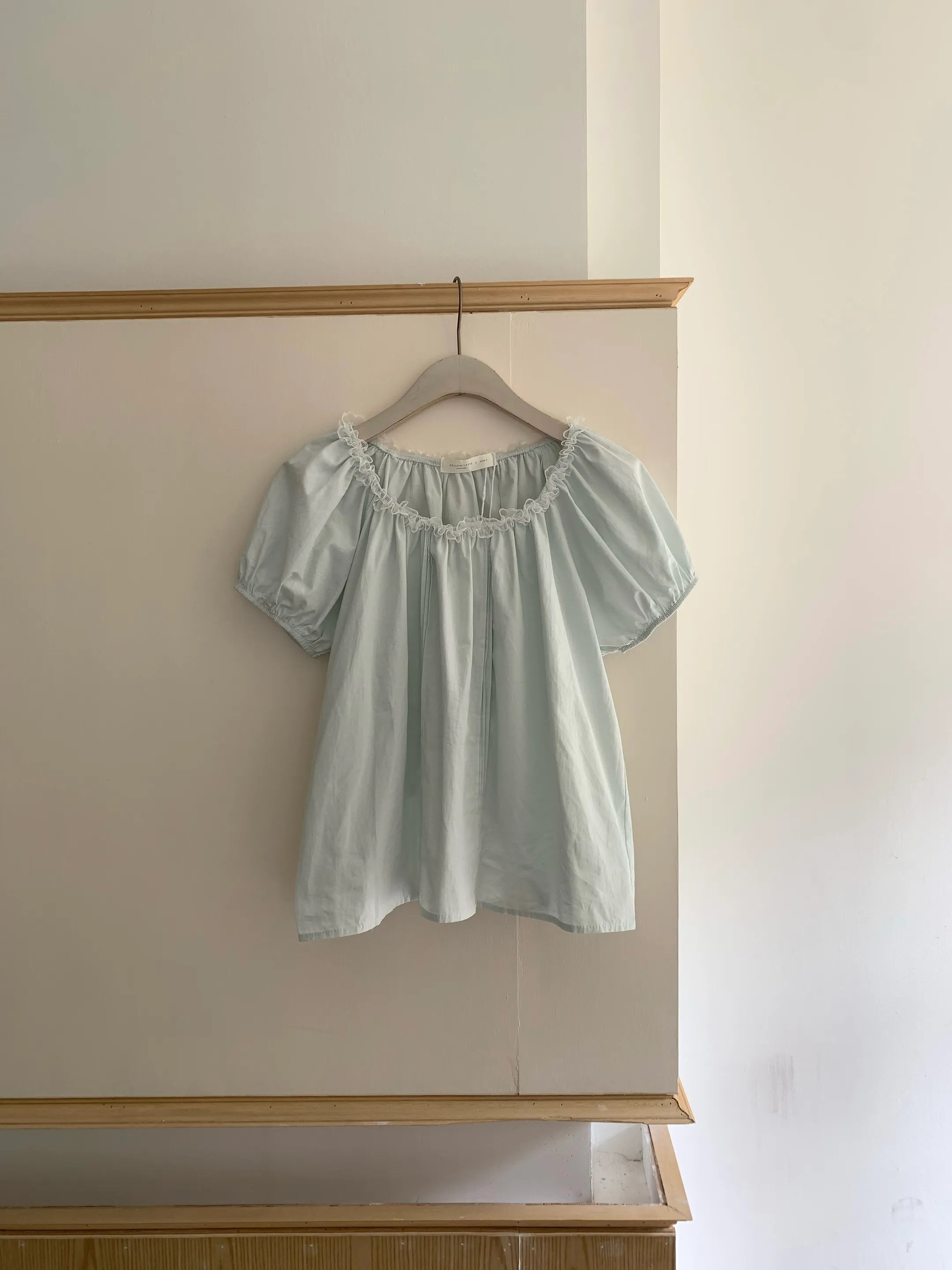 HELLO MILK TEE- 85193 拼接蕾絲衫