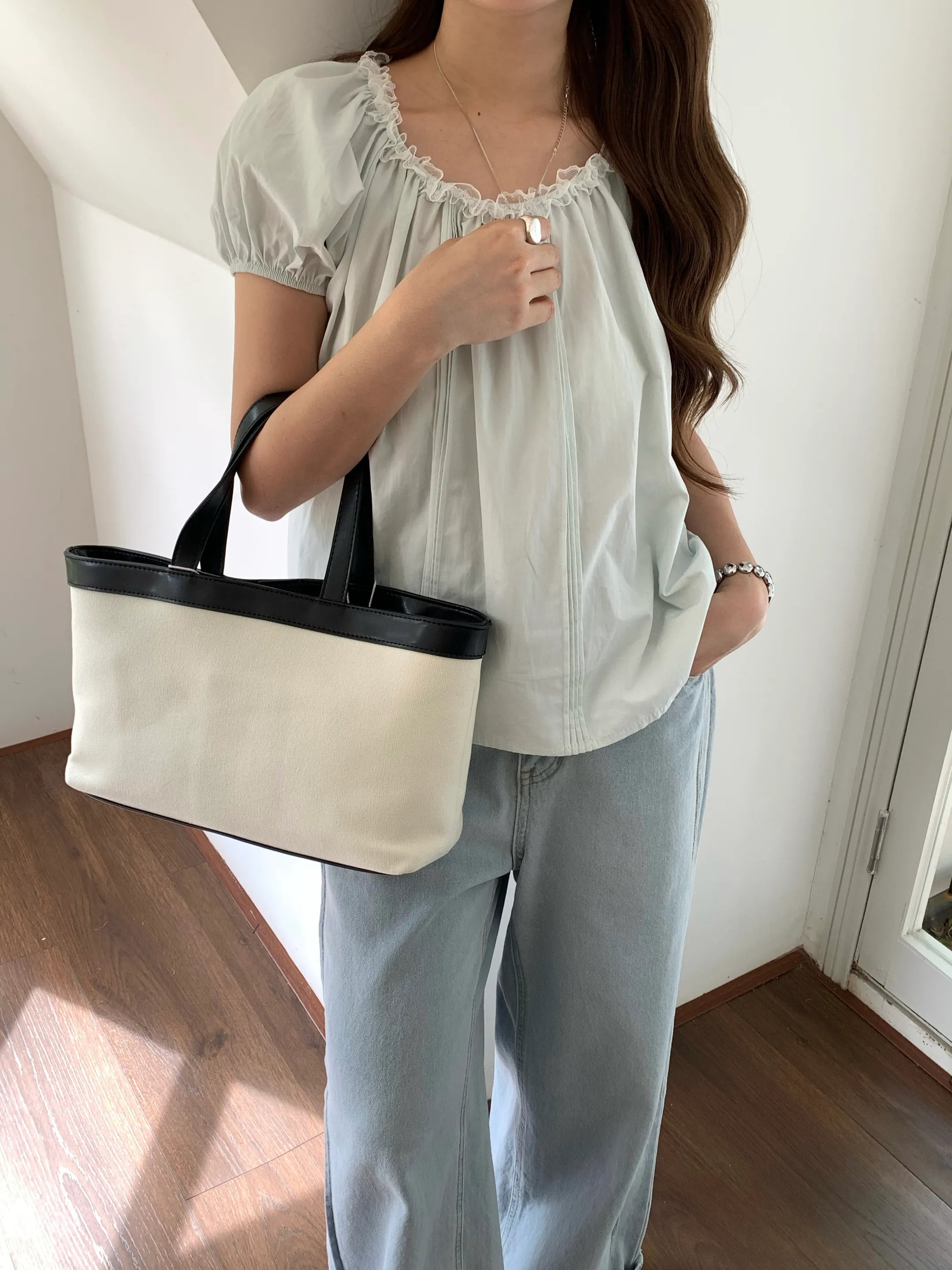 HELLO MILK TEE- 85193 拼接蕾絲衫