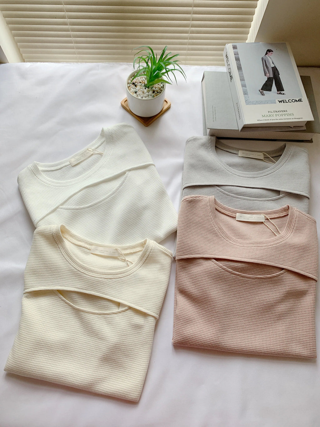 HELLO MILK TEE- 85259 簡約短袖