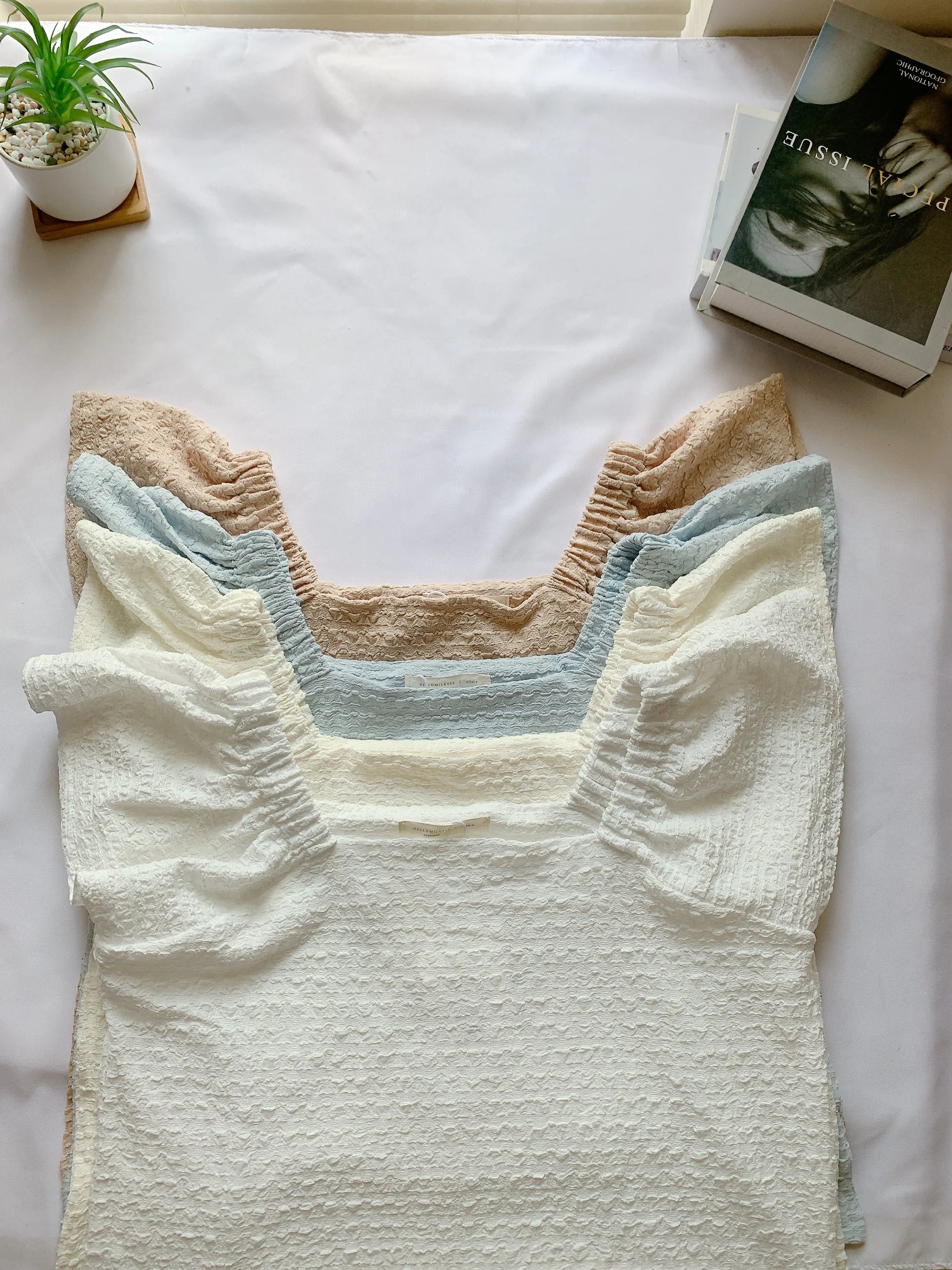 HELLO MILK TEE- 85265 方領小衫