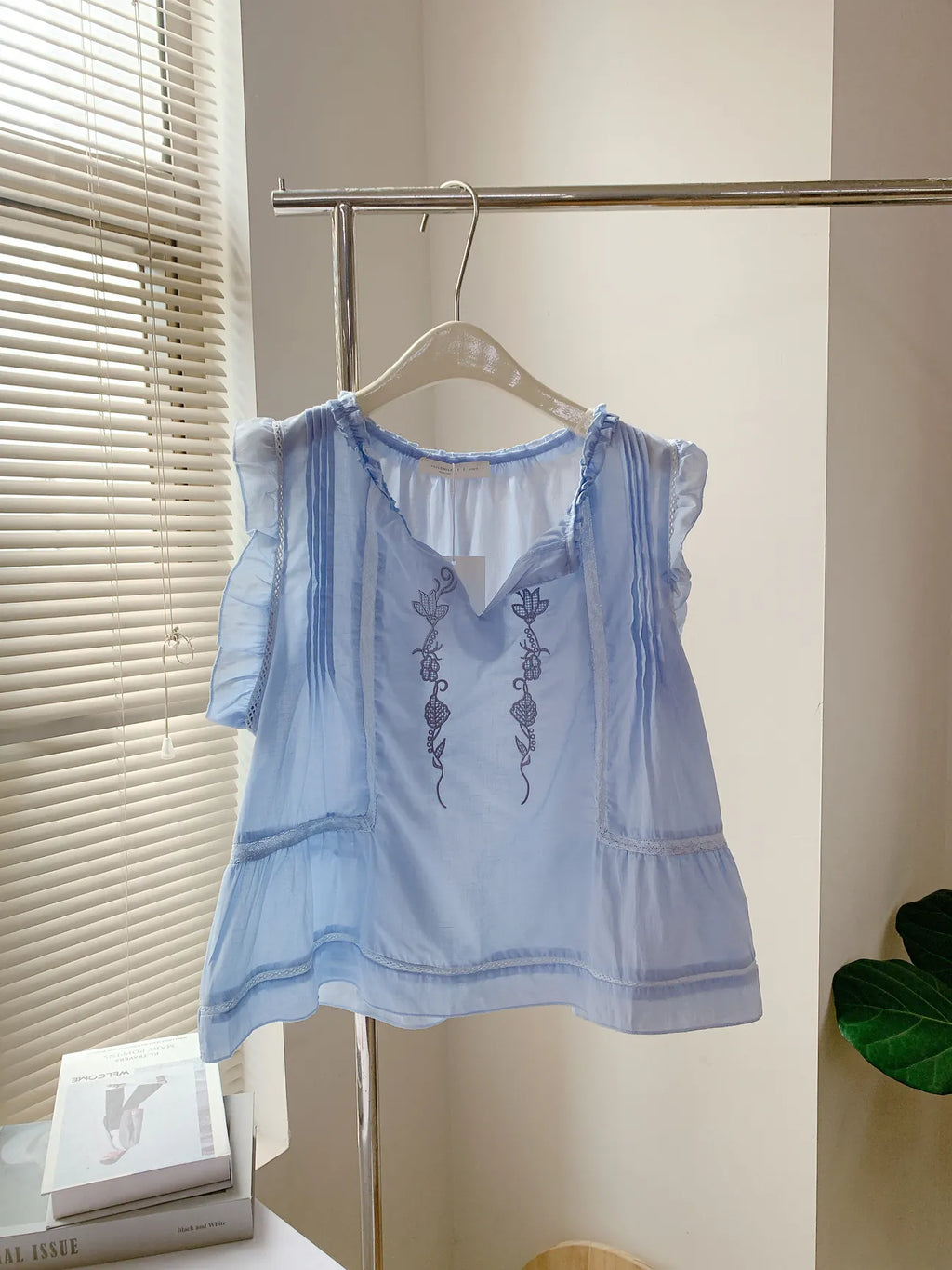 HELLO MILK TEE- 85293 百搭小衫