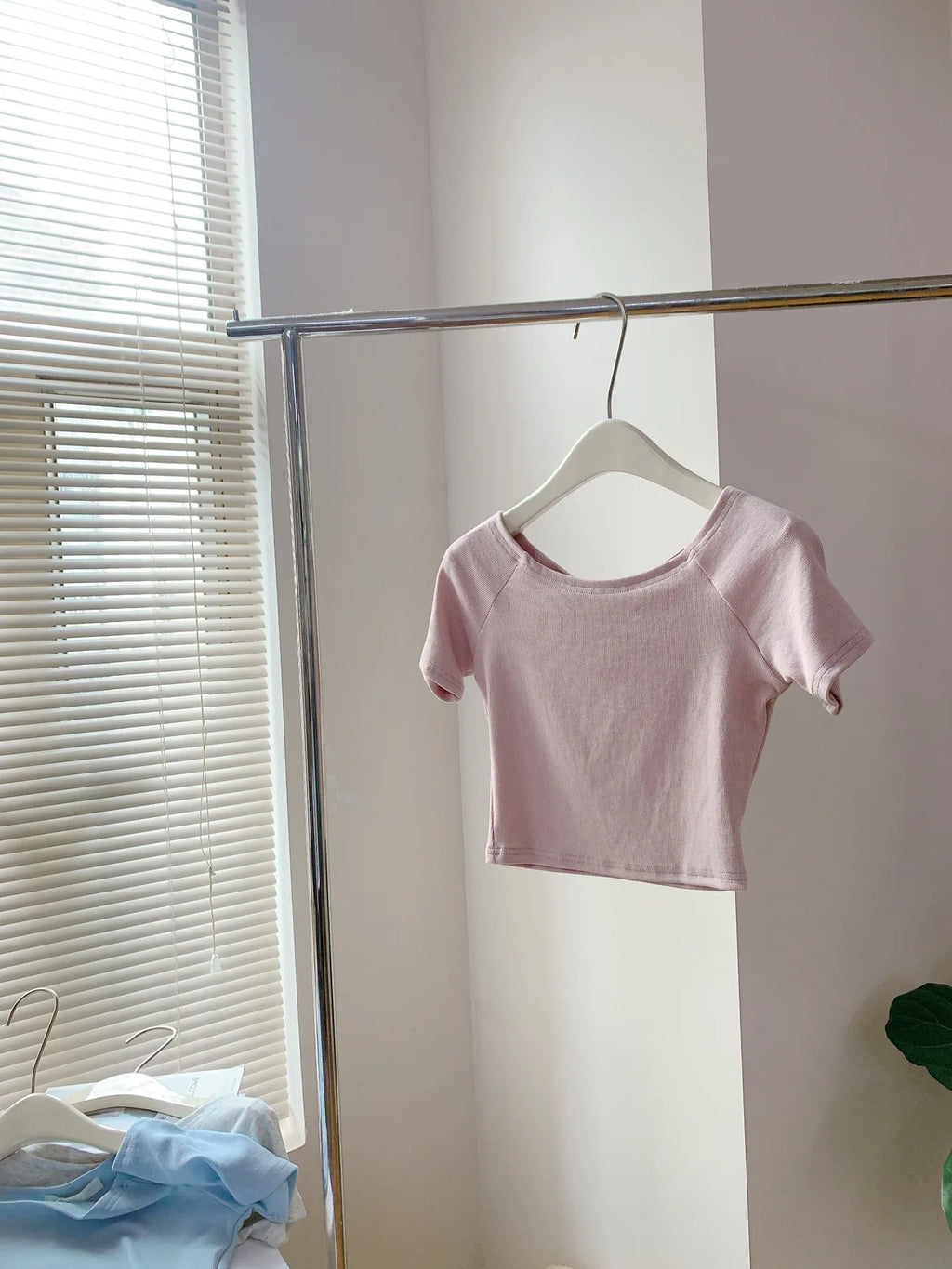 HELLO MILK TEE- 85298 百搭小衫