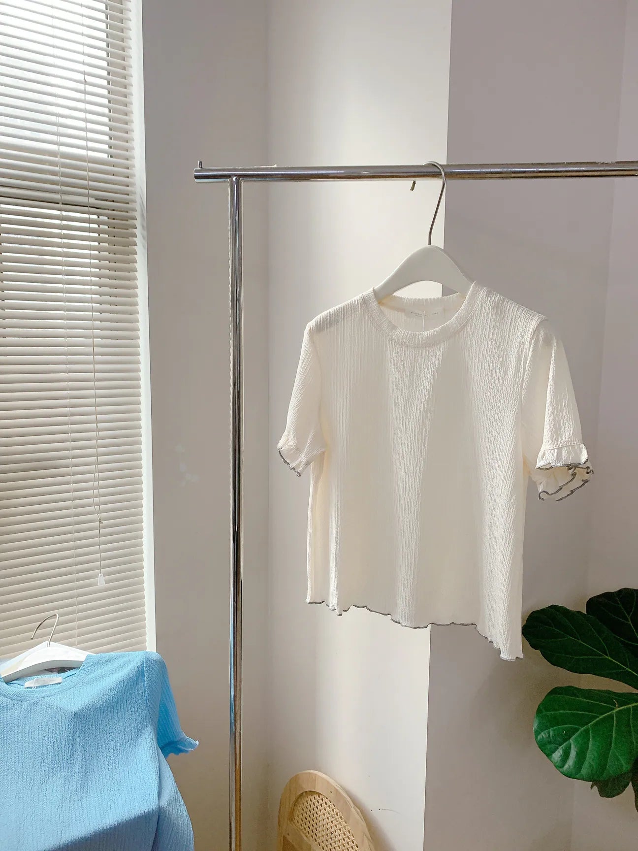 HELLO MILK TEE- 85311 荷葉邊短袖