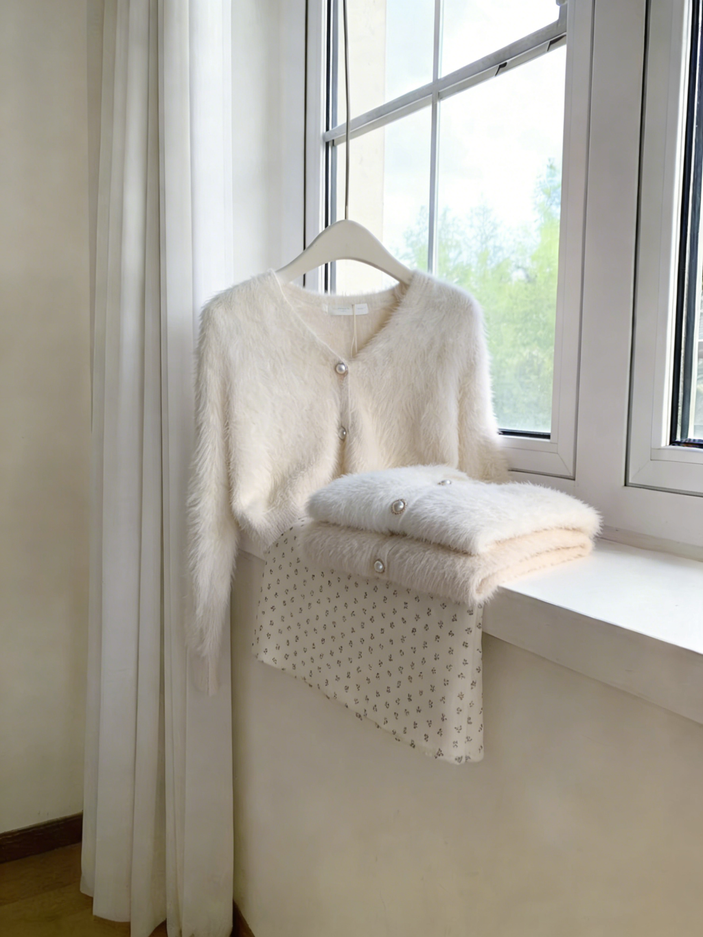 HELLO MILK TEE- 85779 毛絨上衣