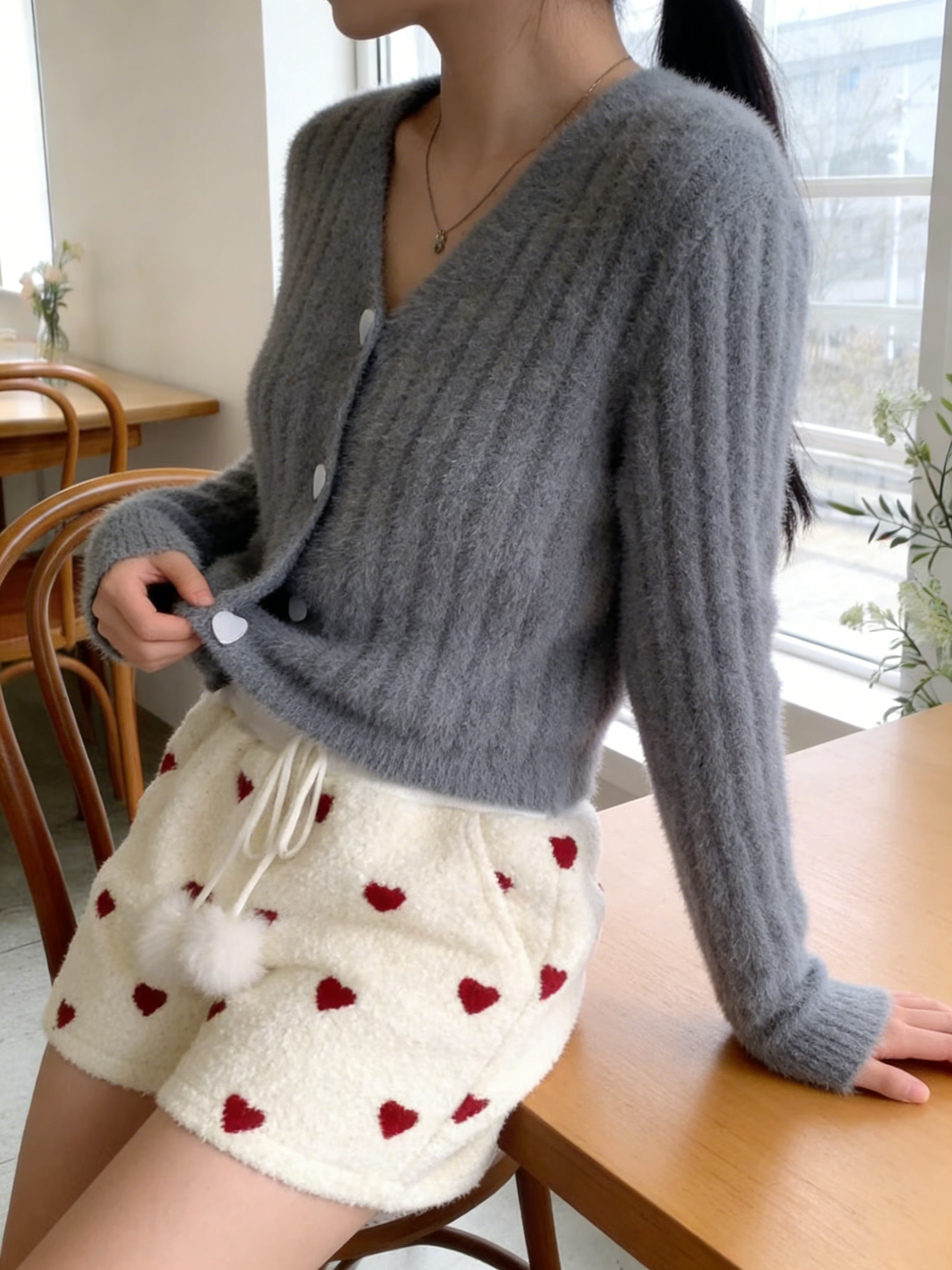 HELLO MILK TEE- 85861 愛心短褲