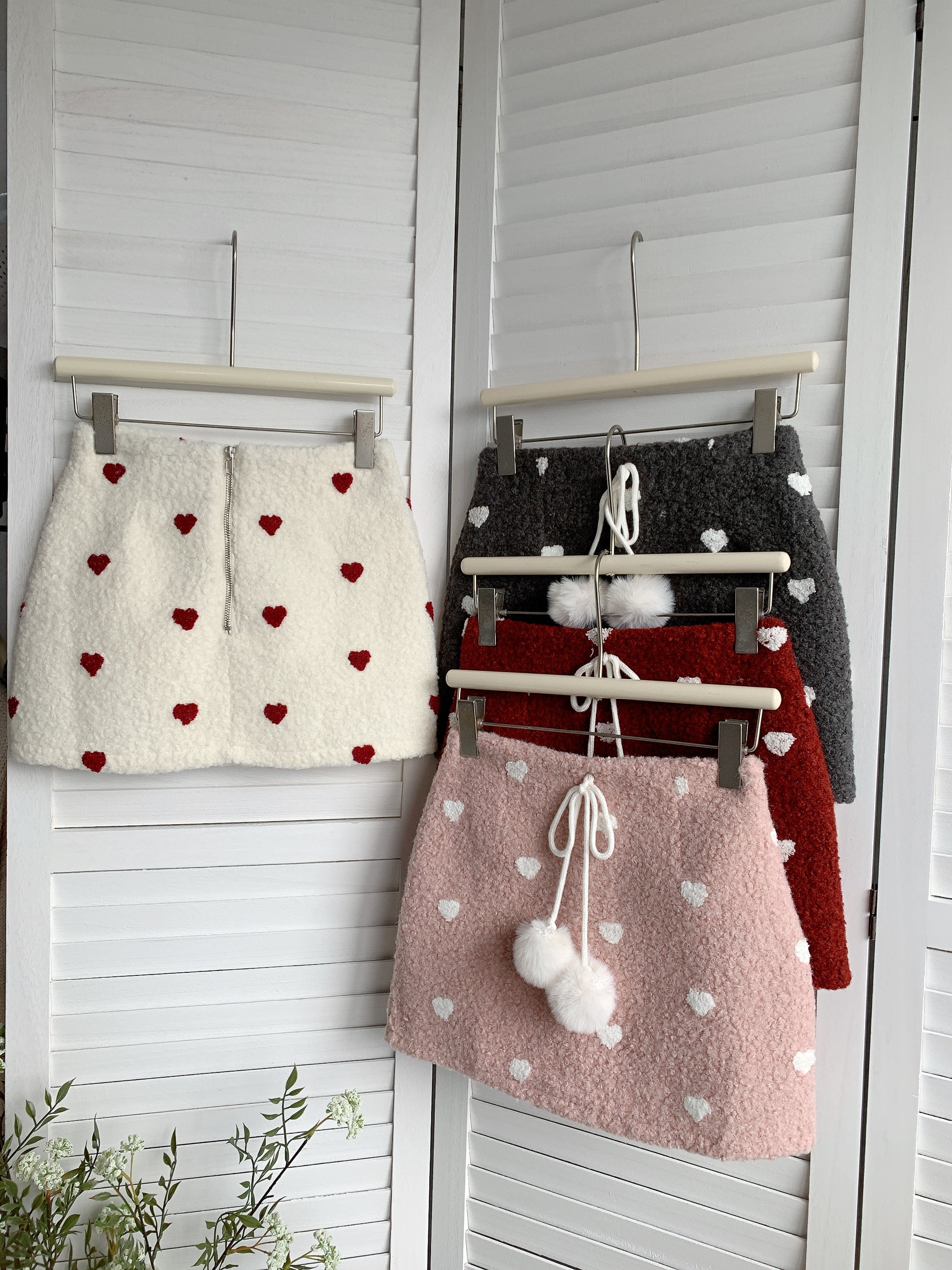 HELLO MILK TEE-85859 愛心短裙