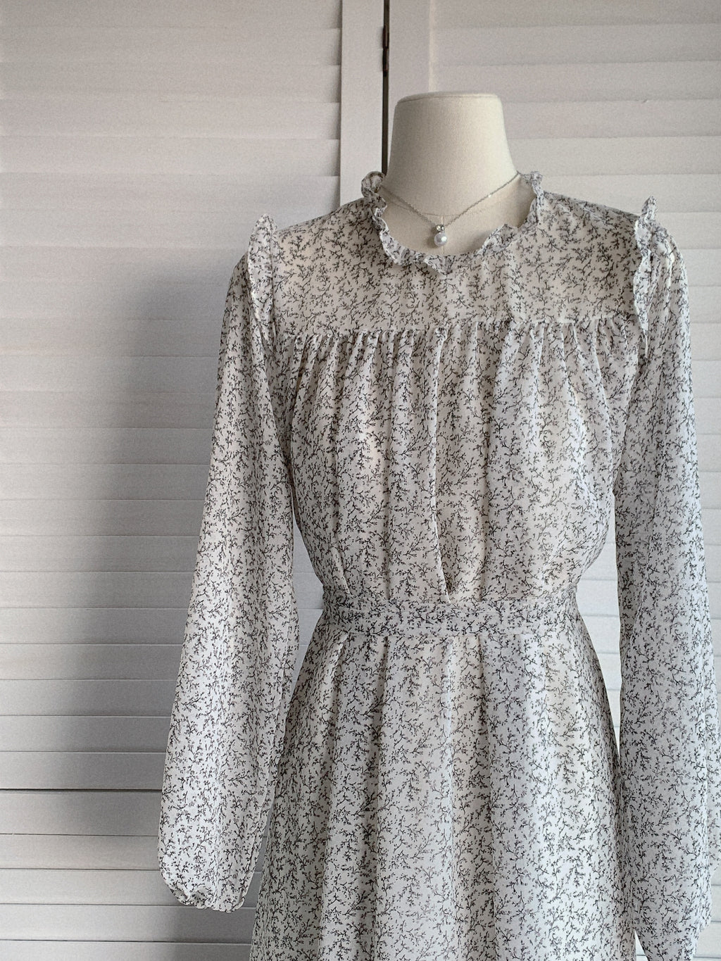 HELLO MILK TEE- 85572 法式碎花裙