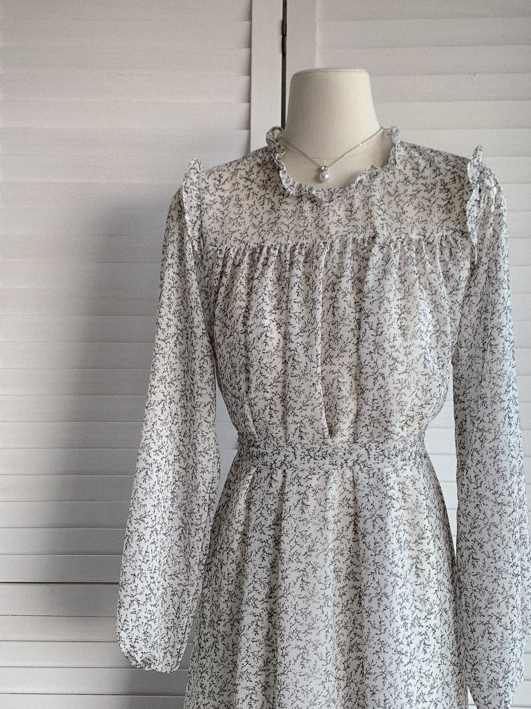 HELLO MILK TEE- 85572 法式碎花裙