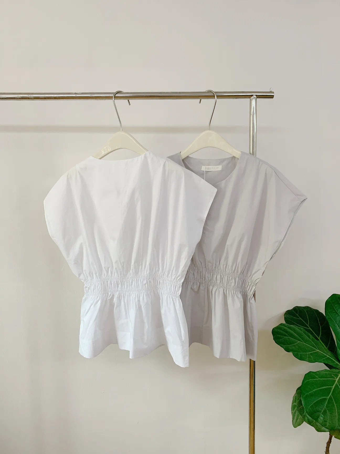HELLO MILK TEE- 85240 質感上衣
