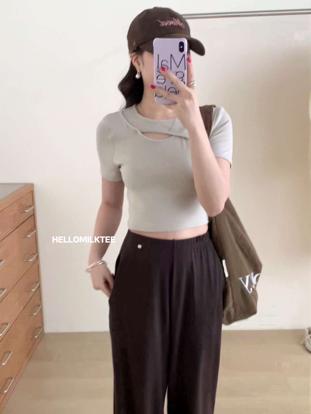 HELLO MILK TEE- 86030 圓領鏤空衫