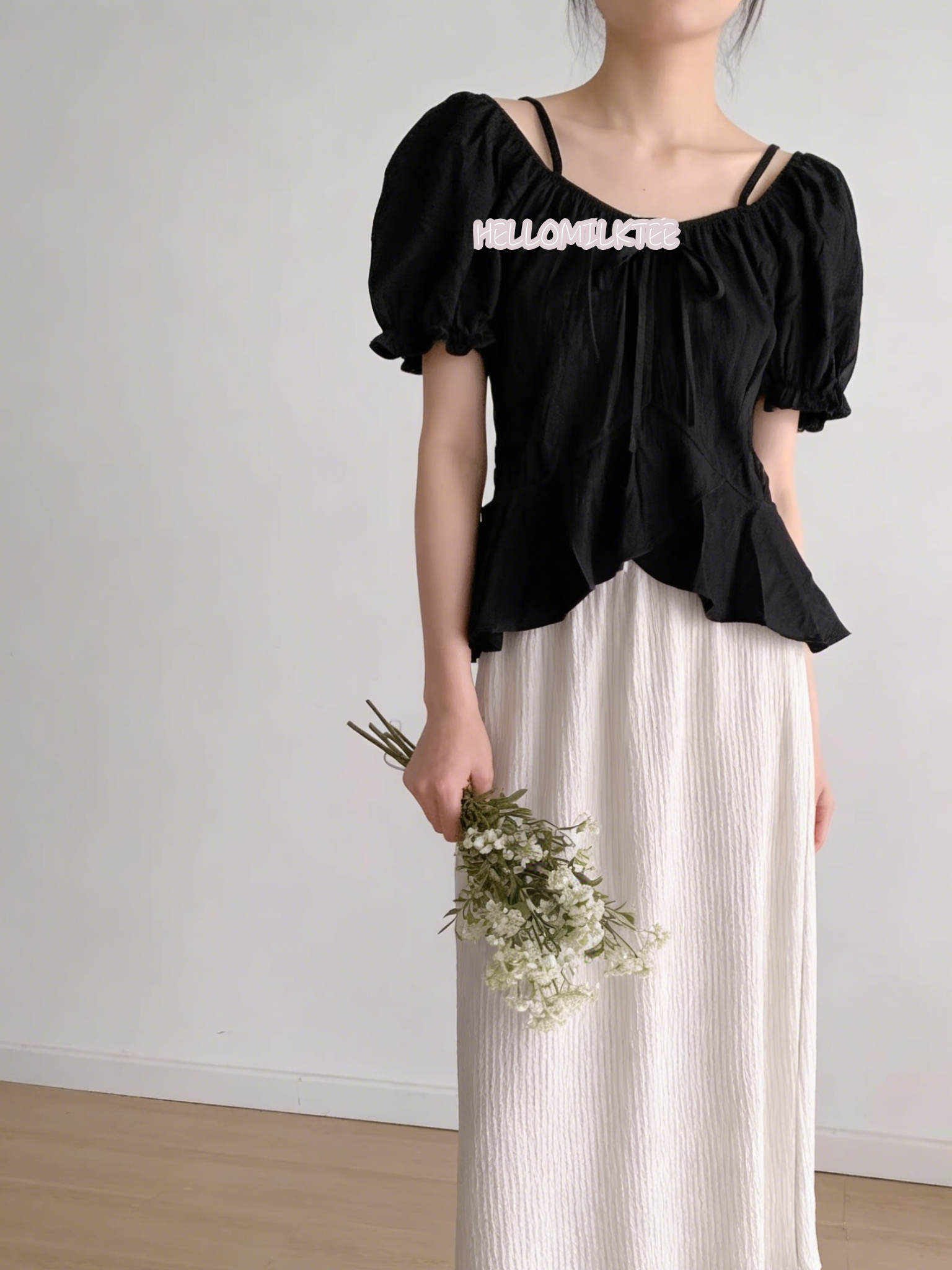 HELLO MILK TEE- 86084 係繩上衣