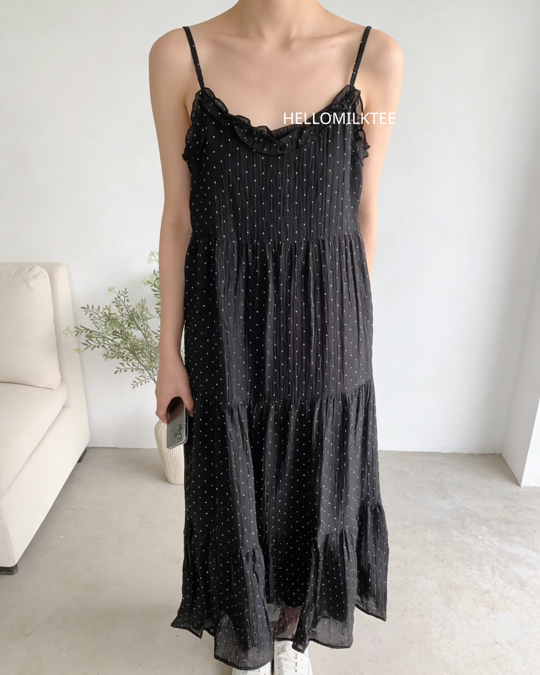 HELLO MILK TEE- 86281 簡約吊帶裙