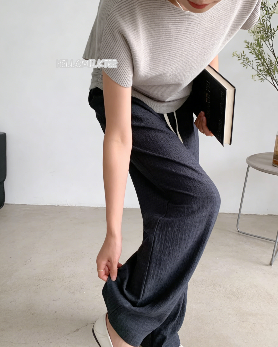 HELLO MILK TEE- 86185 旁扣子小衫