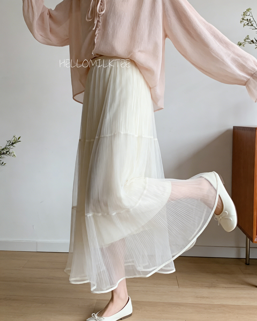 HELLO MILK TEE- 86068 百搭襯衣