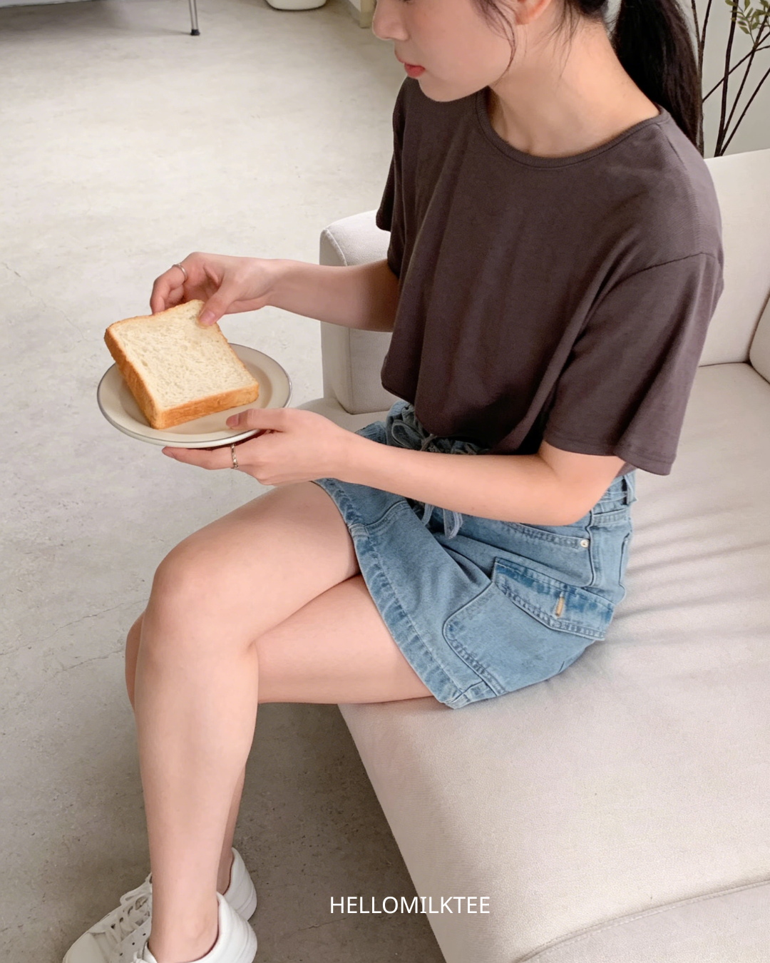 HELLO MILK TEE- 86246 軟糯小衫