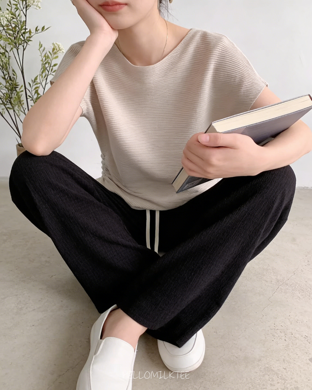 HELLO MILK TEE- 86185 旁扣子小衫