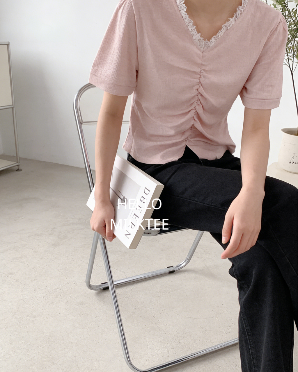 HELLO MILK TEE- 86305 花邊小衫