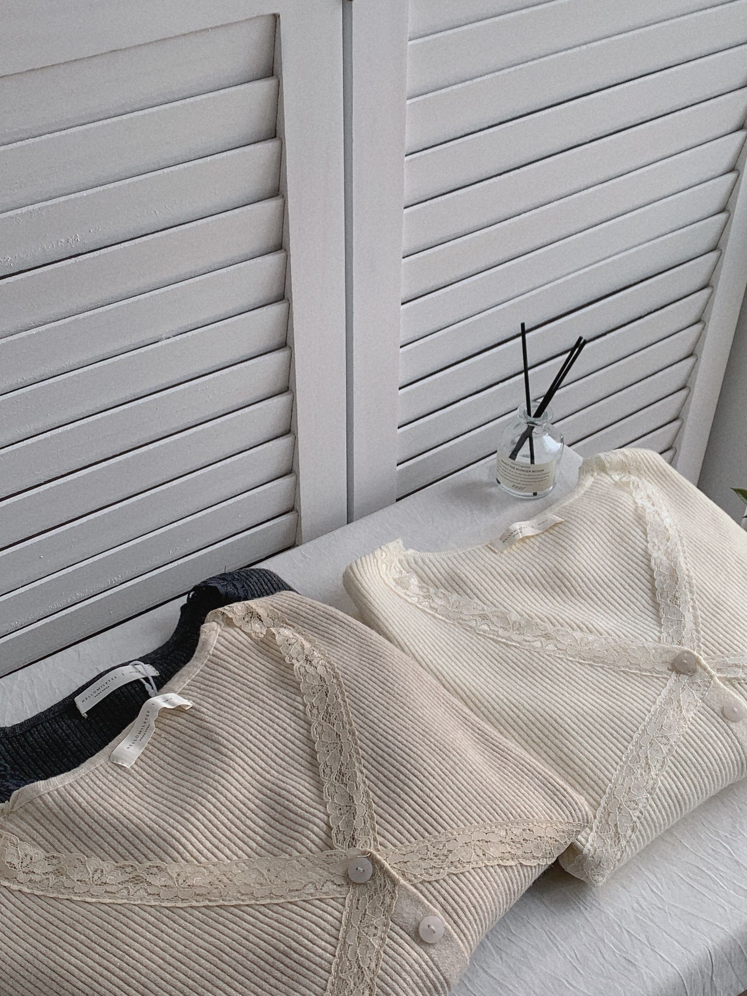 HELLO MILK TEE- 85518 修身針織衫