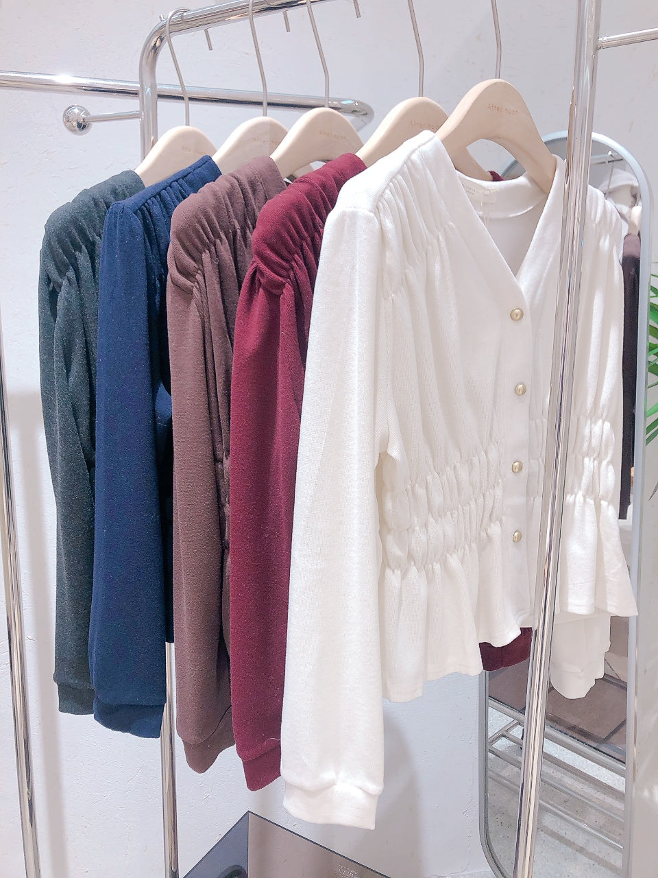 HELLO MILK TEE- 85643 質感小衫