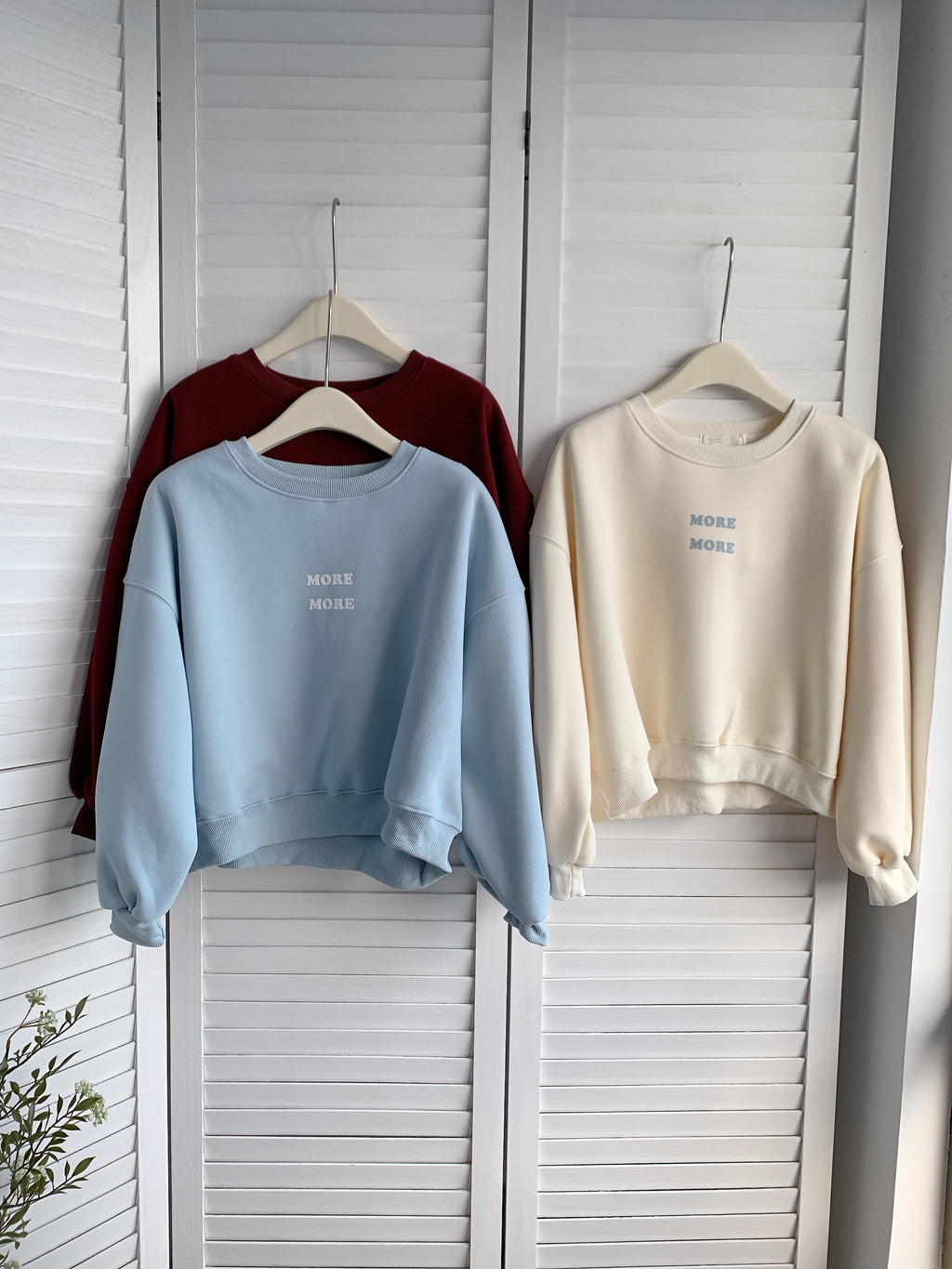 HELLO MILK TEE- 85884 圓領衛衣