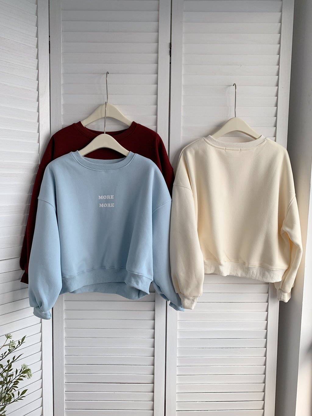 HELLO MILK TEE- 85884 圓領衛衣